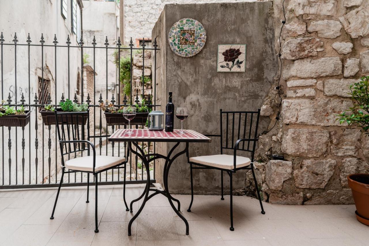 Lito Apartments שיבניק מראה חיצוני תמונה