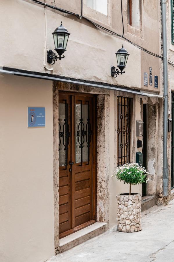 Lito Apartments שיבניק מראה חיצוני תמונה